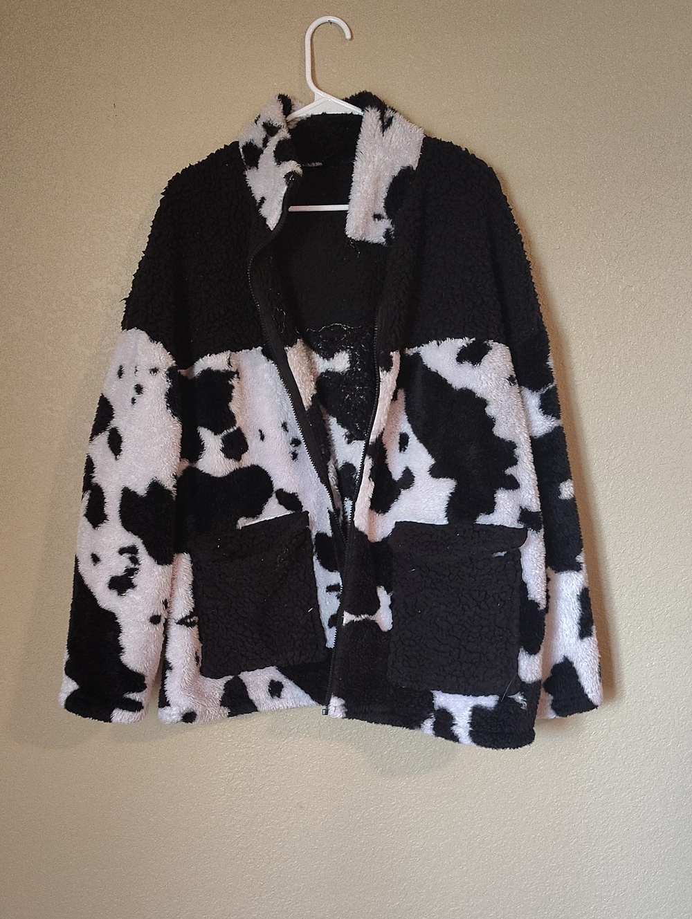 SHEIN Black & White Cow-Print Sherpa Puffer Jacket